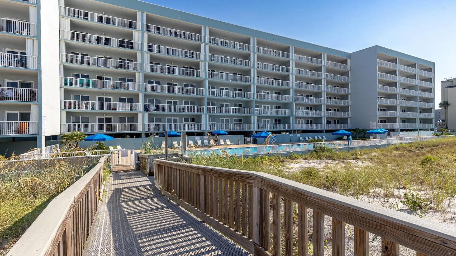 Dolphin Point 404A- By Holiday Isle Properties Destin Apartment
